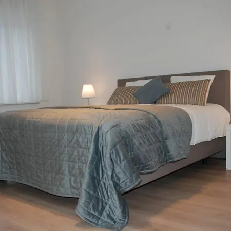 Aylise Nyaraló Ostende